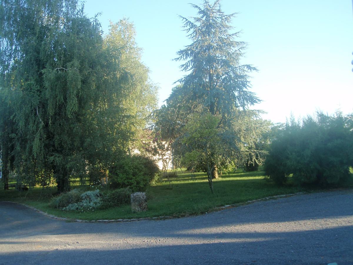 Domaine Mongiron Hotel Nérigean Eksteriør billede